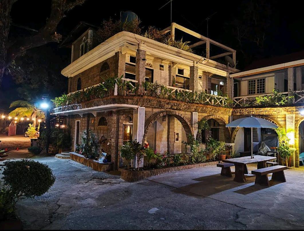 Sunbloom Beachfront Hotel And Restaurant Zambales Sinabacan Exterior photo