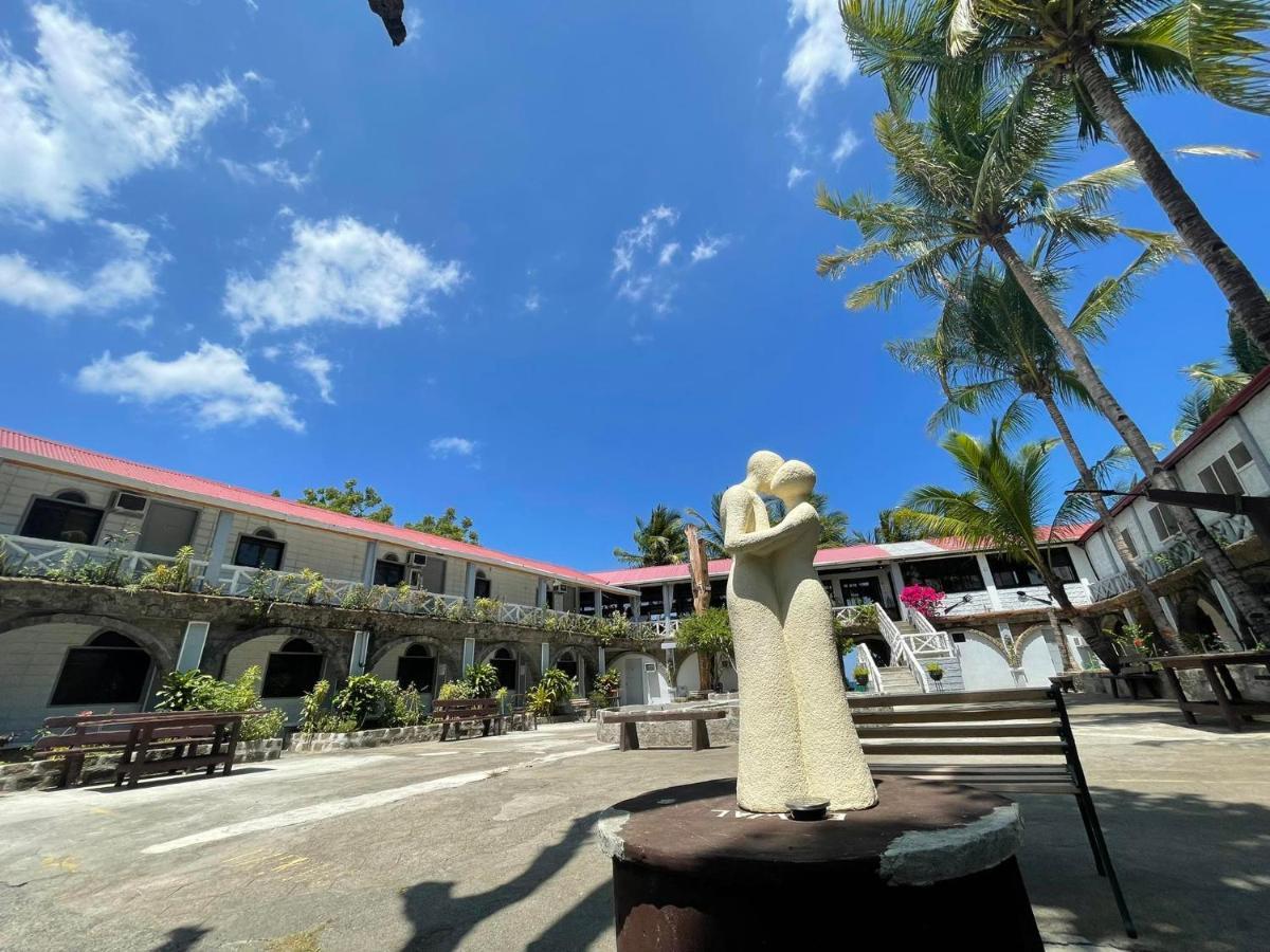 Sunbloom Beachfront Hotel And Restaurant Zambales Sinabacan Exterior photo