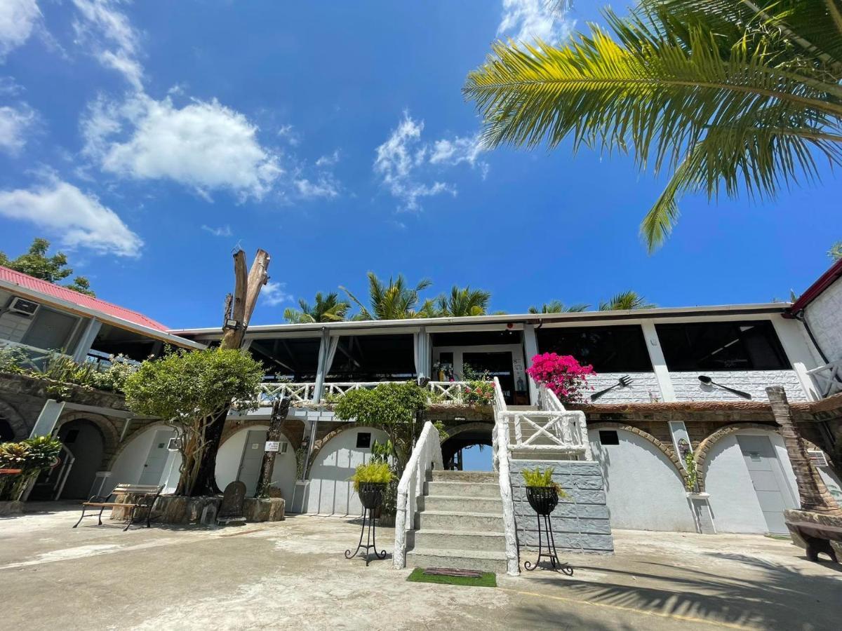 Sunbloom Beachfront Hotel And Restaurant Zambales Sinabacan Exterior photo